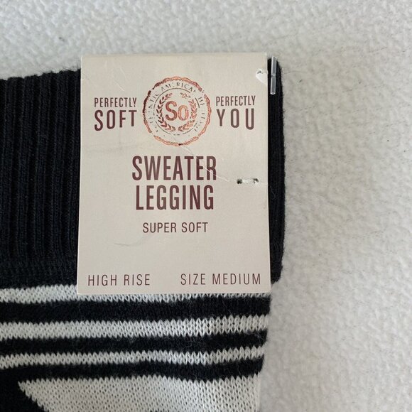 SO® Medium Black White Aztec High-Rise Sweater Leggings Juniors New - Picture 8 of 13